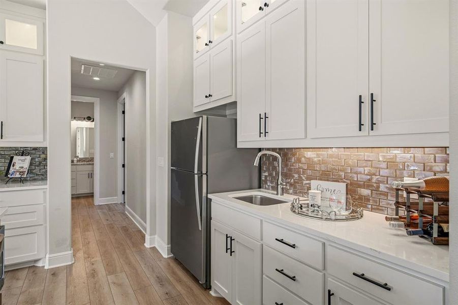 Furnished interior view inside a new home in , Granbury (Image 12).