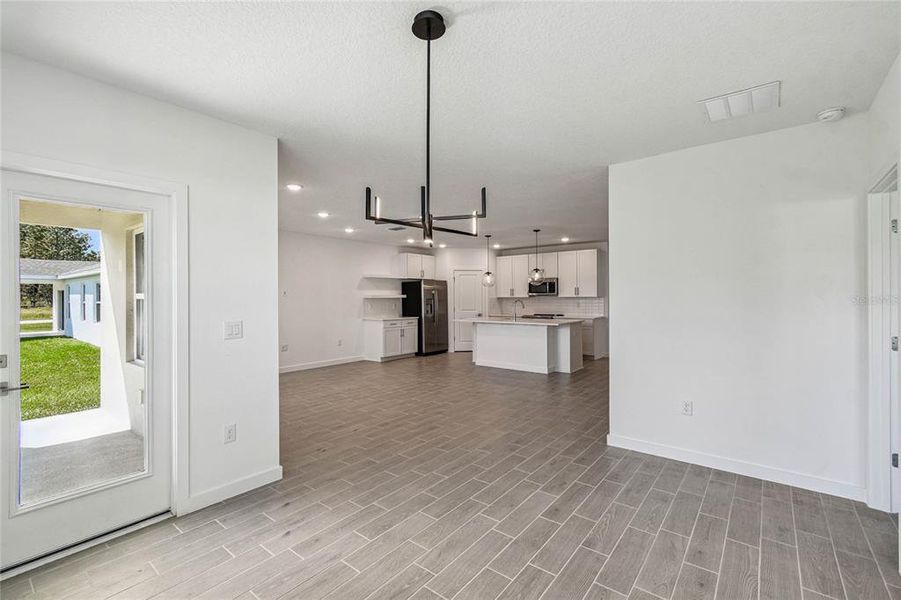 Spacious, unfurnished interior of a new home in Aspire at The Pines, Dunnellon (Image 19).