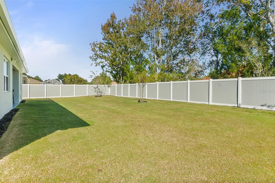 Exterior details and patio area of a home in , Palm Coast (Image 24).