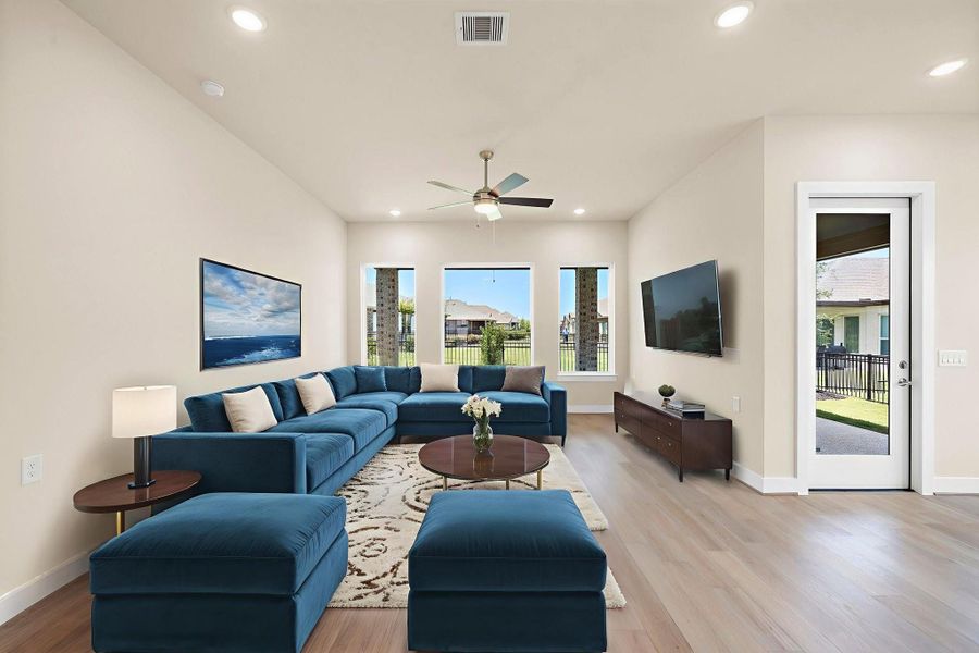 Image digitally staged. Furniture and décor do not represent actual property as is. Image digitally staged. Furniture and décor do not represent actual property as is.