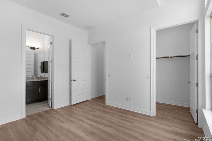 Spacious, unfurnished interior of a new home in Ranches at Creekside, Boerne (Image 19). Spacious, unfurnished interior of a new home in Ranches at Creekside, Boerne (Image 19).