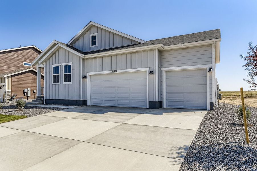 New Home in Elizabeth, CO.  - Slide 3