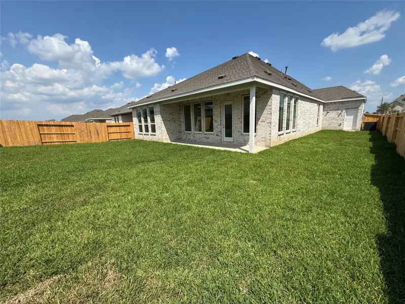 Pictures are representative of same floor plan - not actual home Pictures are representative of same floor plan - not actual home