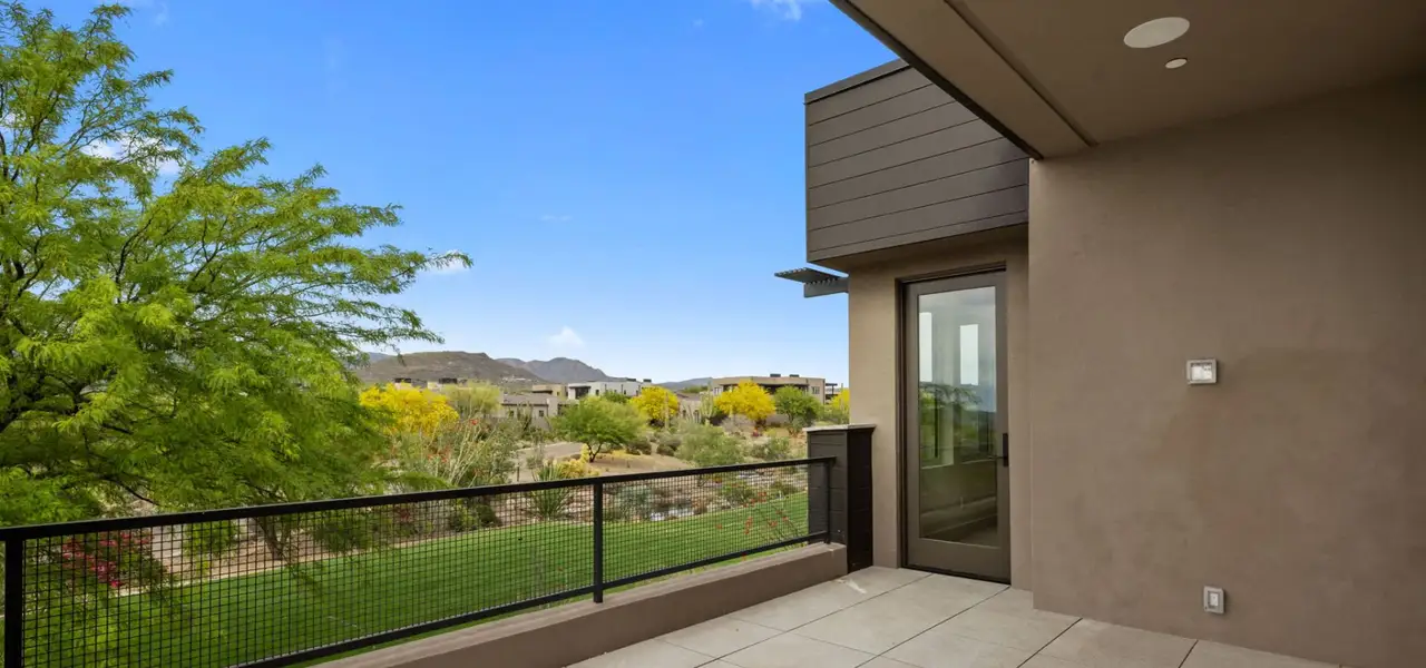 Exterior details and patio area of a home in The Retreat, Scottsdale (Image 2).