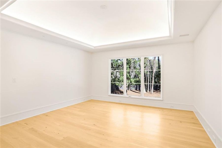 Spacious, unfurnished interior of a new home in , Atlanta (Image 23).