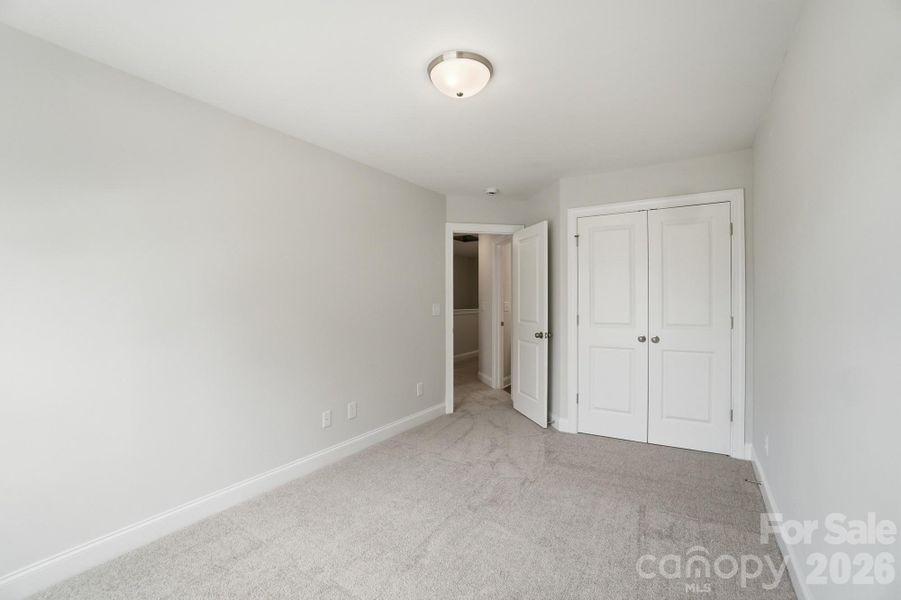 Spacious, unfurnished interior of a new home in Harrisburg Village, Harrisburg (Image 25).