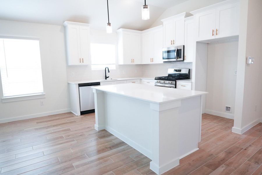 Furnished interior view inside a new home in Foxtail Palms, Manvel (Image 10).