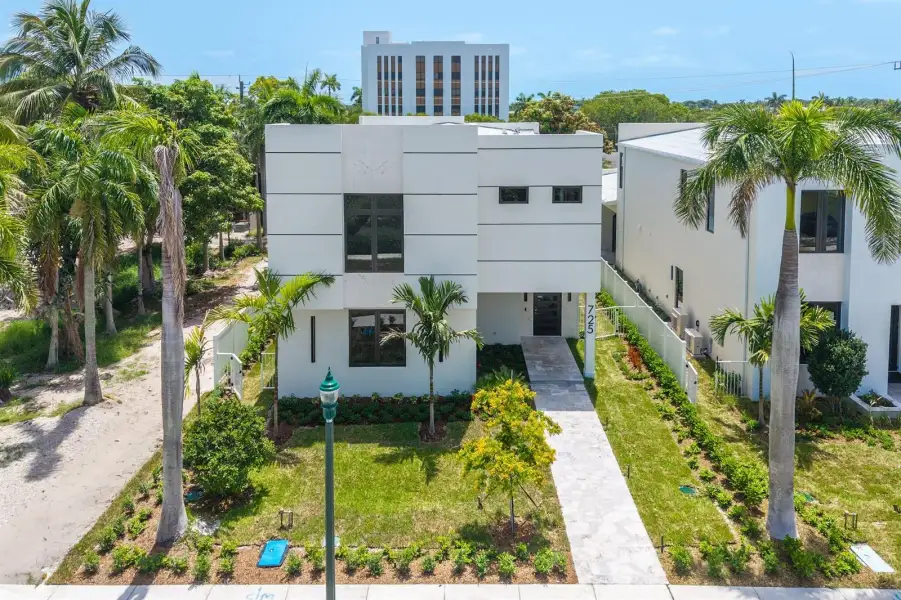 048-725Southeast4thAvenue-DelrayBeach-FL 048-725Southeast4thAvenue-DelrayBeach-FL