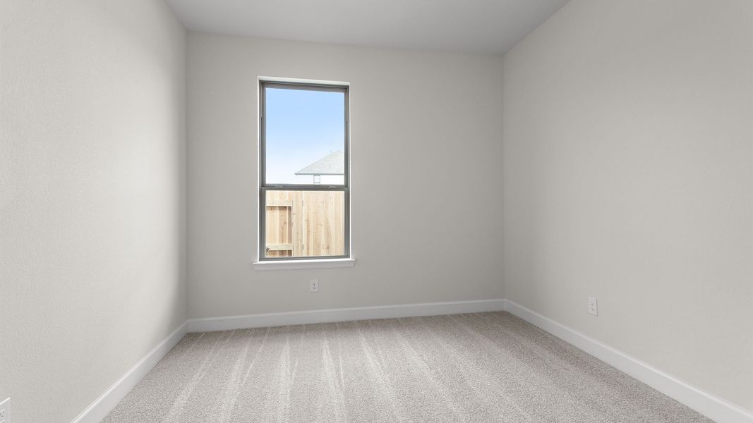 Spacious, unfurnished interior of a new home in Elyson, Katy (Image 15).