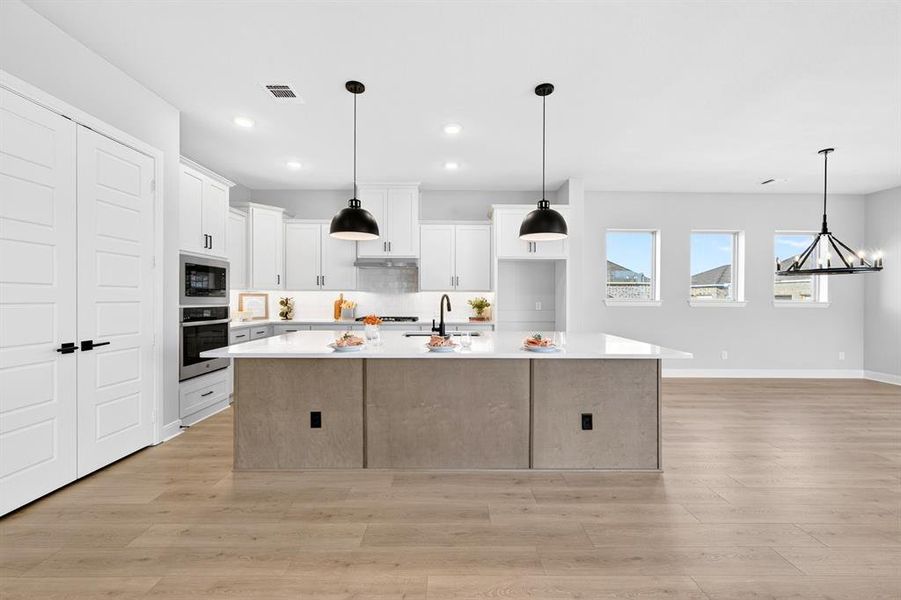Furnished interior view inside a new home in Elements at Viridian - Signature Series, Arlington (Image 16).