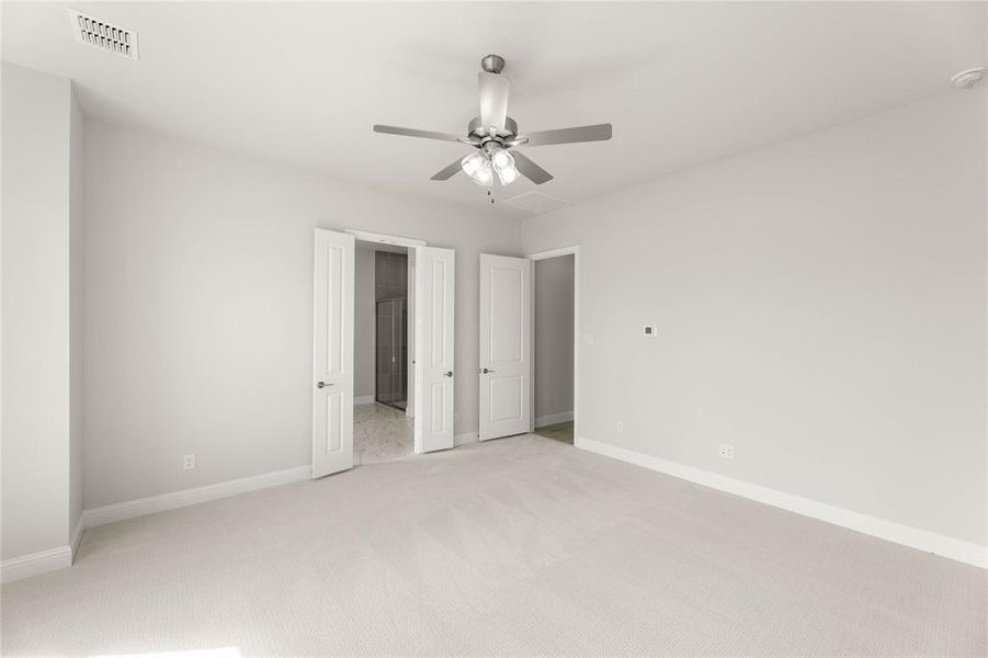 Spacious, unfurnished interior of a new home in Settler's Glen, New Fairview (Image 27).