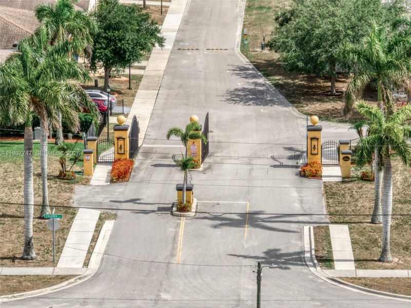 Image 36 of a home in .