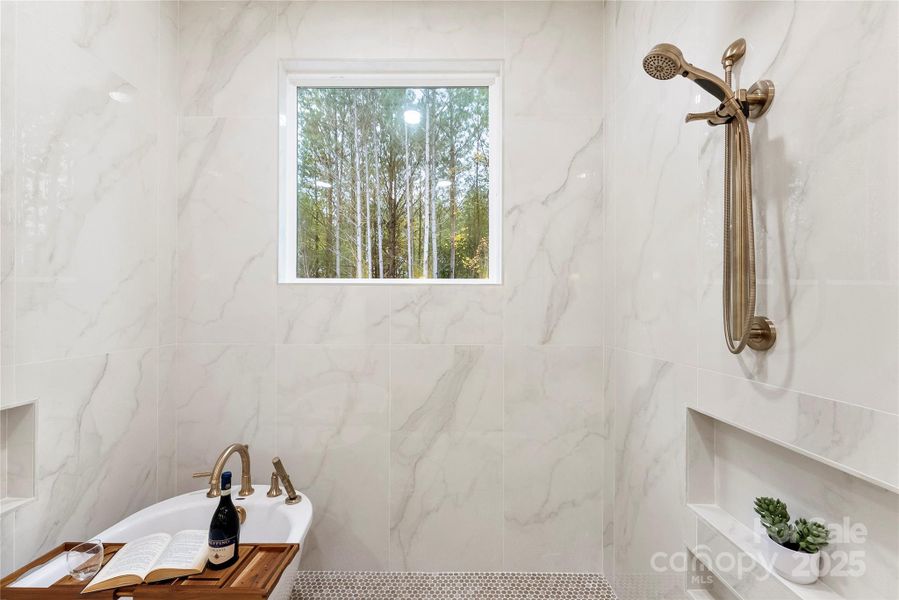 Image 32 of a home in .