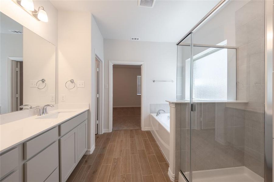 Image 29 of a home in Lake Pointe: Lake Pointe at Paloma Creek. Image 29 of a home in Lake Pointe: Lake Pointe at Paloma Creek.