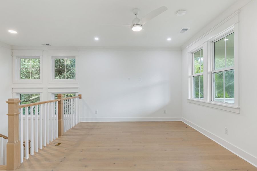 Spacious, unfurnished interior of a new home in , Mount Pleasant (Image 27).