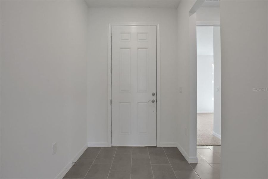Spacious, unfurnished interior of a new home in Turnleaf, Punta Gorda (Image 10).