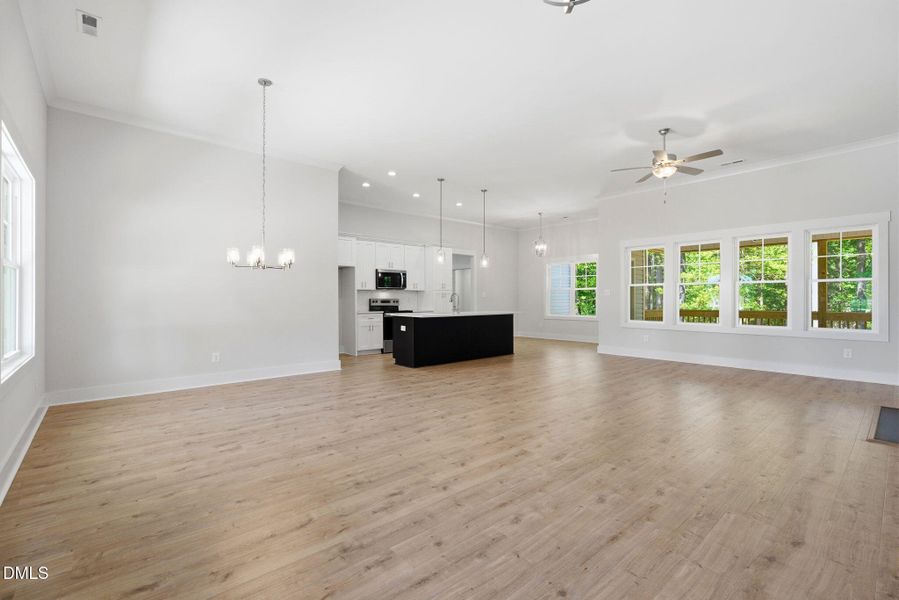16-web-or-mls-dsc03744