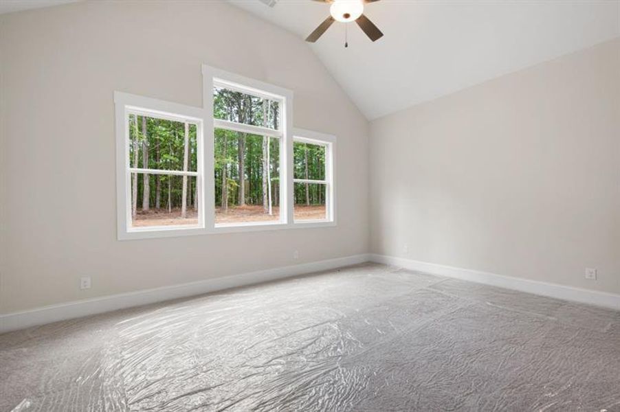 Spacious, unfurnished interior of a new home in , Dallas (Image 16).