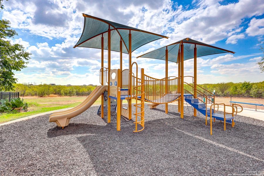 Community amenities in , San Antonio (Image 37).