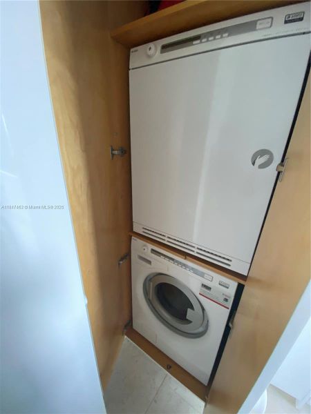 Image 21 of a home in .