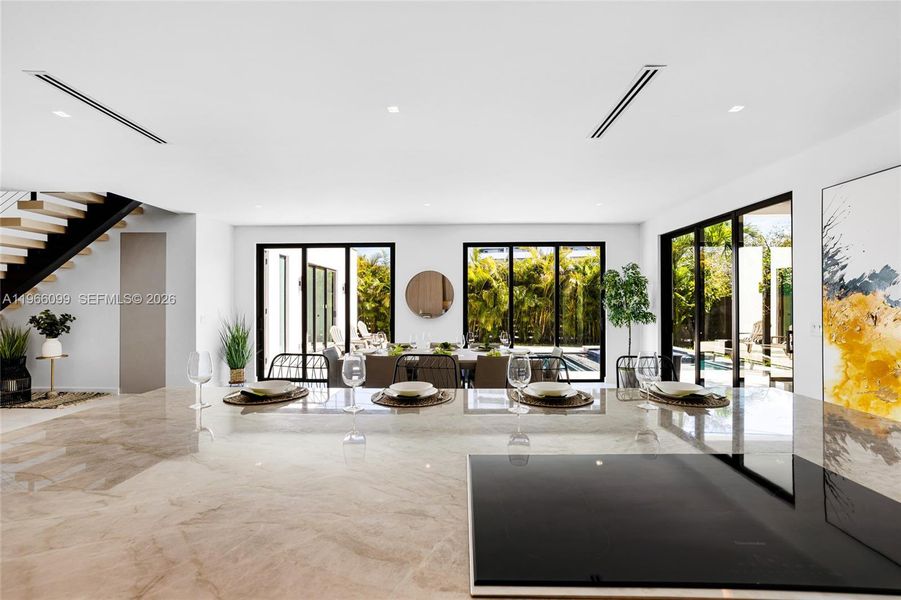 Community amenities in , Miami (Image 73).