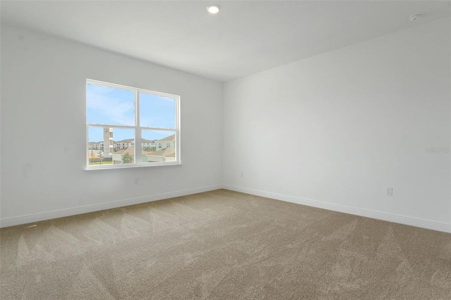 Spacious, unfurnished interior of a new home in Crossroads at Kelly Park, Apopka (Image 26).