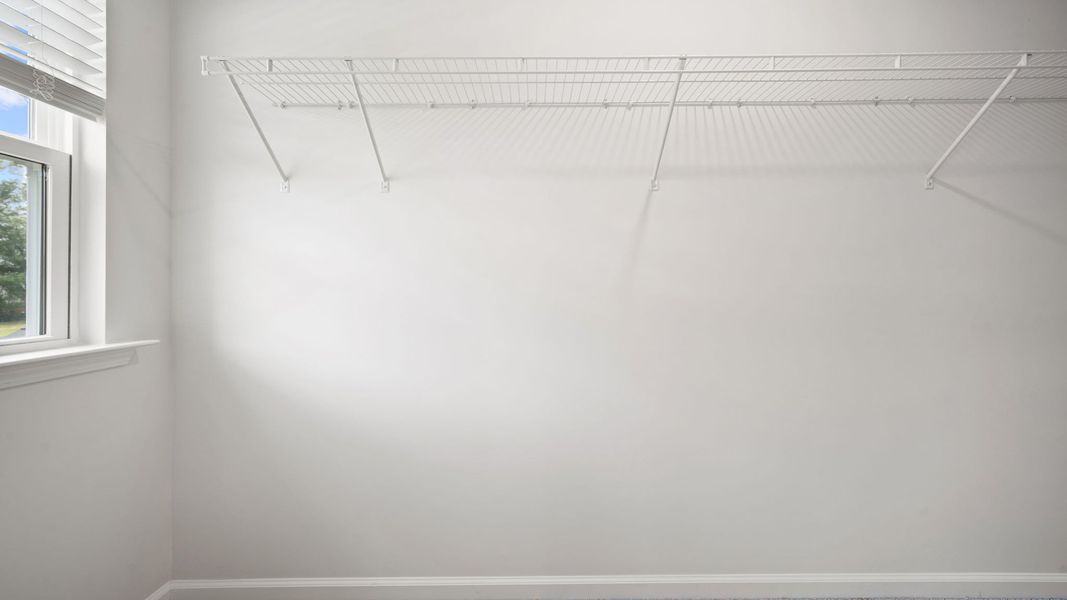 Spacious, unfurnished interior of a new home in Fernhill Farms, Statesboro (Image 21).