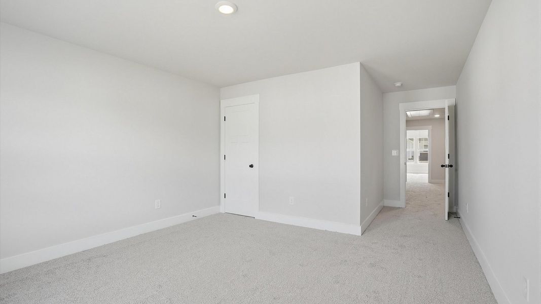 First-rate secondary bedroom with a spacious walk-in closet and elegant carpeted flooring near Downtown Anderson First-rate secondary bedroom with a spacious walk-in closet and elegant carpeted flooring near Downtown Anderson