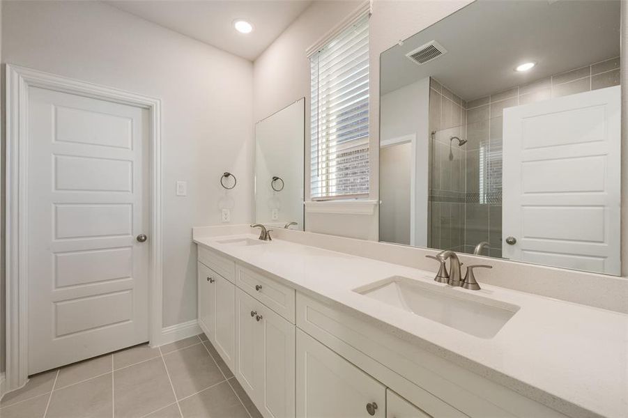 Furnished interior view inside a new home in Arbors at Legacy Hills, Celina (Image 6). Furnished interior view inside a new home in Arbors at Legacy Hills, Celina (Image 6).