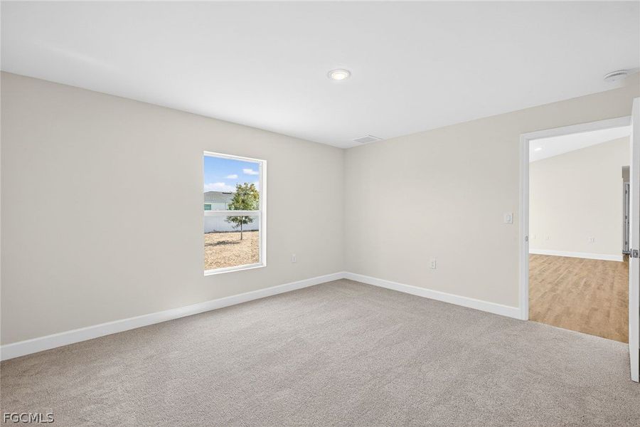 Spacious, unfurnished interior of a new home in Cape Coral, Cape Coral (Image 17). Spacious, unfurnished interior of a new home in Cape Coral, Cape Coral (Image 17).