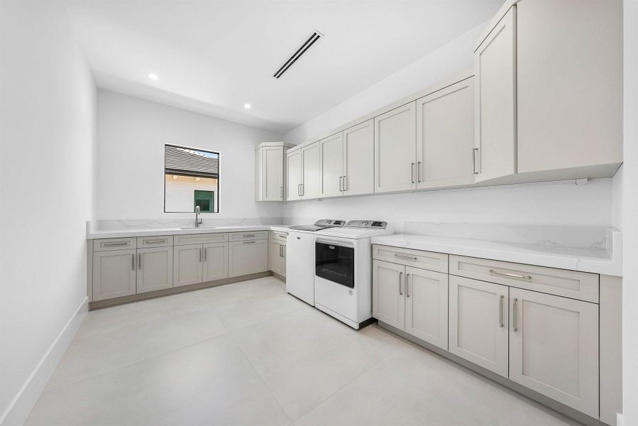 Furnished interior view inside a new home in , Jupiter (Image 38).
