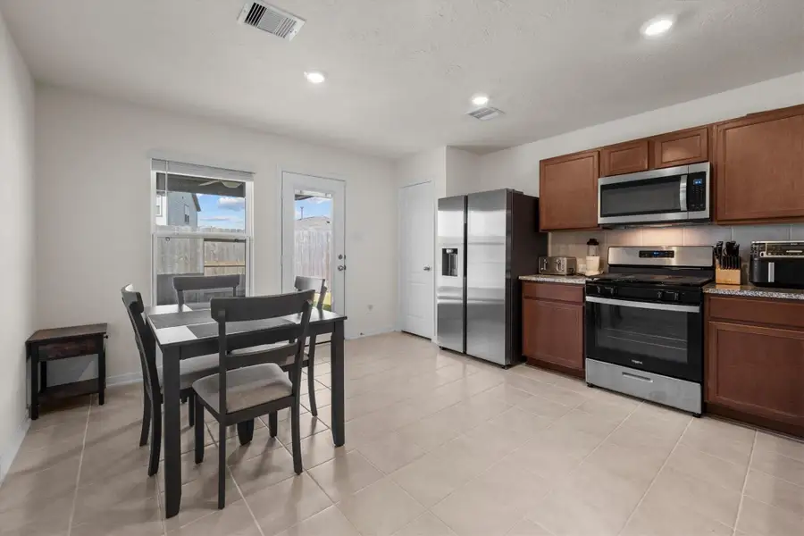 Furnished interior view inside a new home in , Houston (Image 18). Furnished interior view inside a new home in , Houston (Image 18).