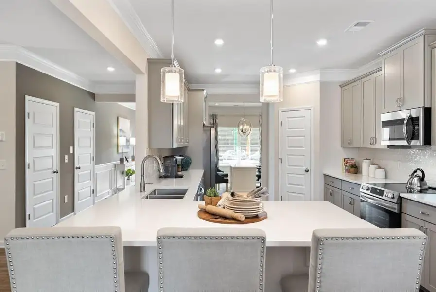 Furnished interior view inside a new home in Jones Ridge, Dallas (Image 10).