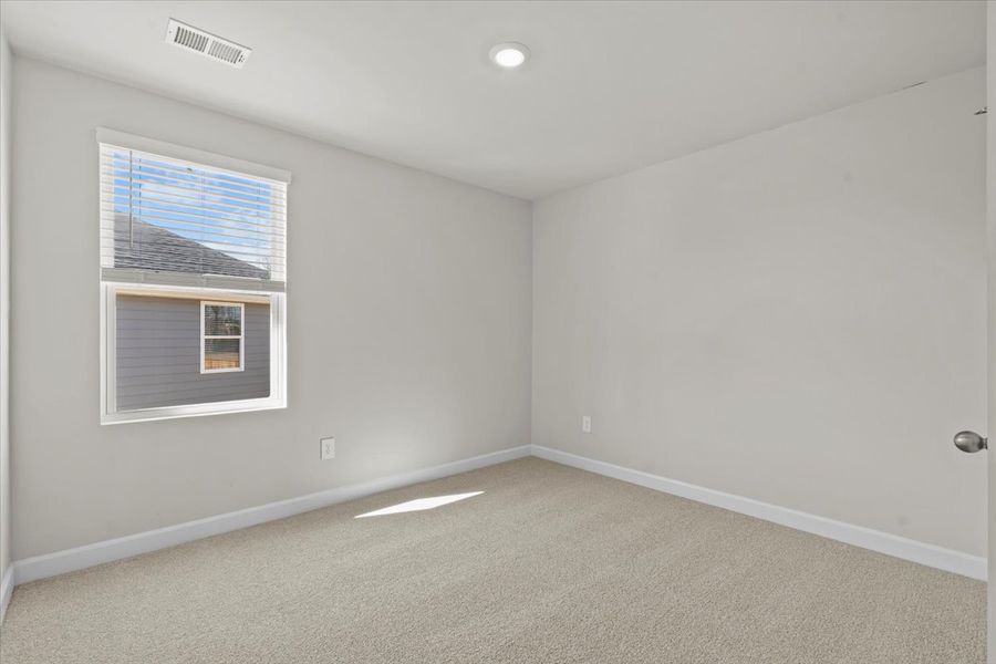 Spacious, unfurnished interior of a new home in Cedar Shoals – Heritage Collection, Piedmont (Image 23).