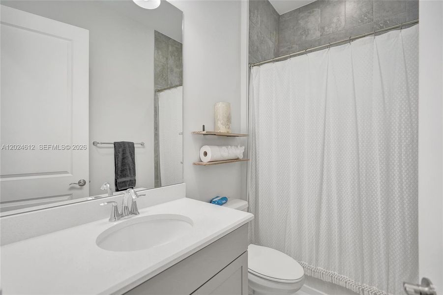 Furnished interior view inside a new home in , Westlake (Image 63).