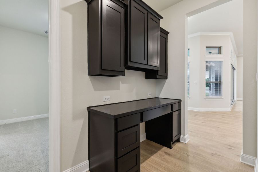 Representative furnished interior of a home built from the Alexandria by Chesmar Homes in Lakeway Estates, Waxahachie (Image 6).