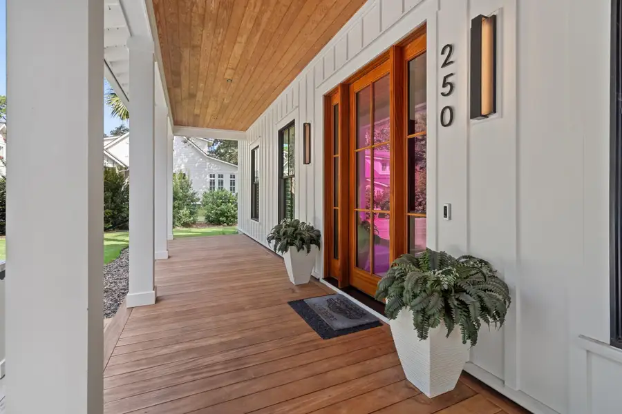 Exterior details and patio area of a home in , Beaufort (Image 30).