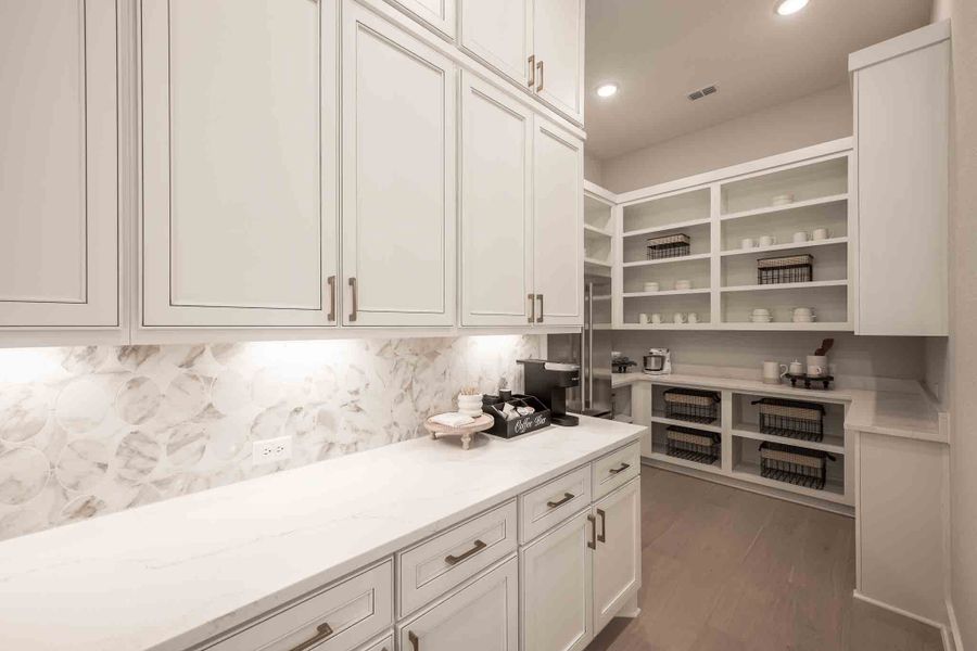 Representative furnished interior of a home built from the Meritage by Tri Pointe Homes in Legacy Grove 1/2 Acre, Montgomery (Image 13).