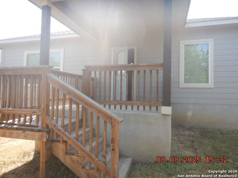 Spacious, unfurnished interior of a new home in Notting Hill, Converse (Image 9).