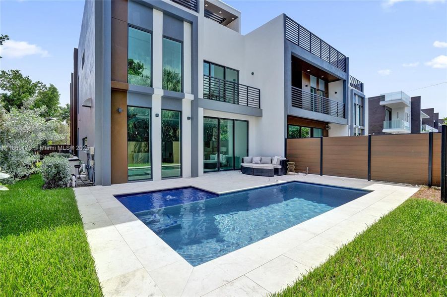 Image 85 of a home in . Image 85 of a home in .