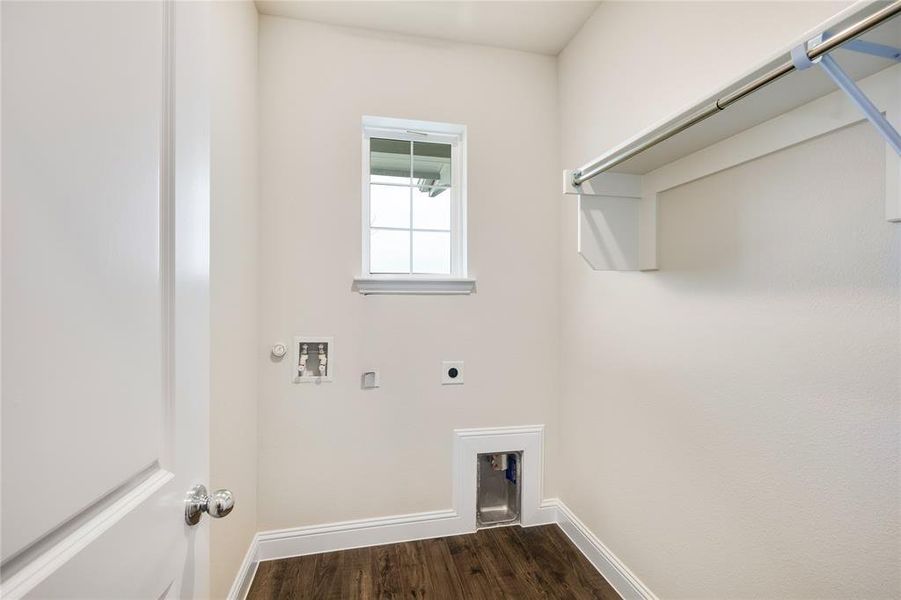 Spacious, unfurnished interior of a new home in , Royse City (Image 29).