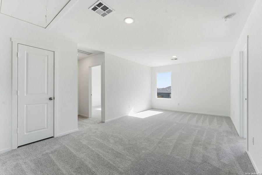 Spacious, unfurnished interior of a new home in , New Braunfels (Image 12). Spacious, unfurnished interior of a new home in , New Braunfels (Image 12).