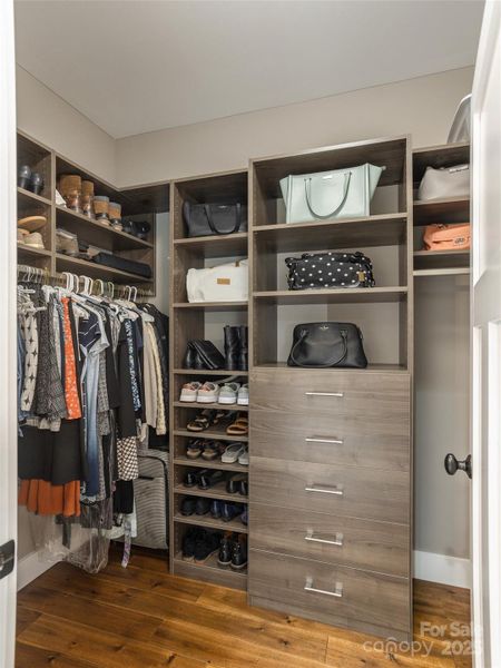 Image 35 of a home in .