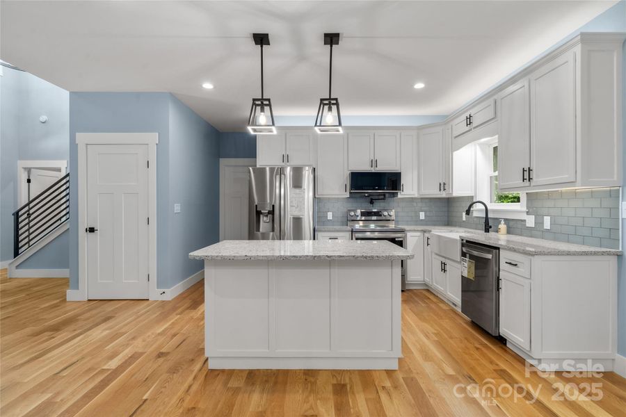 Open and airy perfect for entertaining