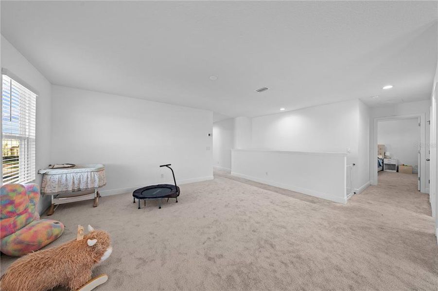 Spacious, unfurnished interior of a new home in , St. Cloud (Image 21).