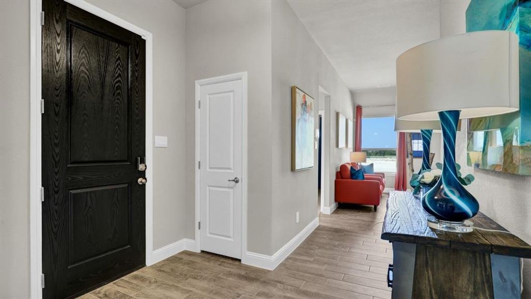 Furnished interior view inside a new home in Lakeview Pointe, Grand Prairie (Image 28).