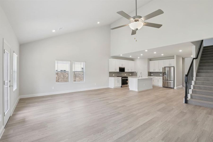 Spacious, unfurnished interior of a new home in Windmore, Princeton (Image 18).