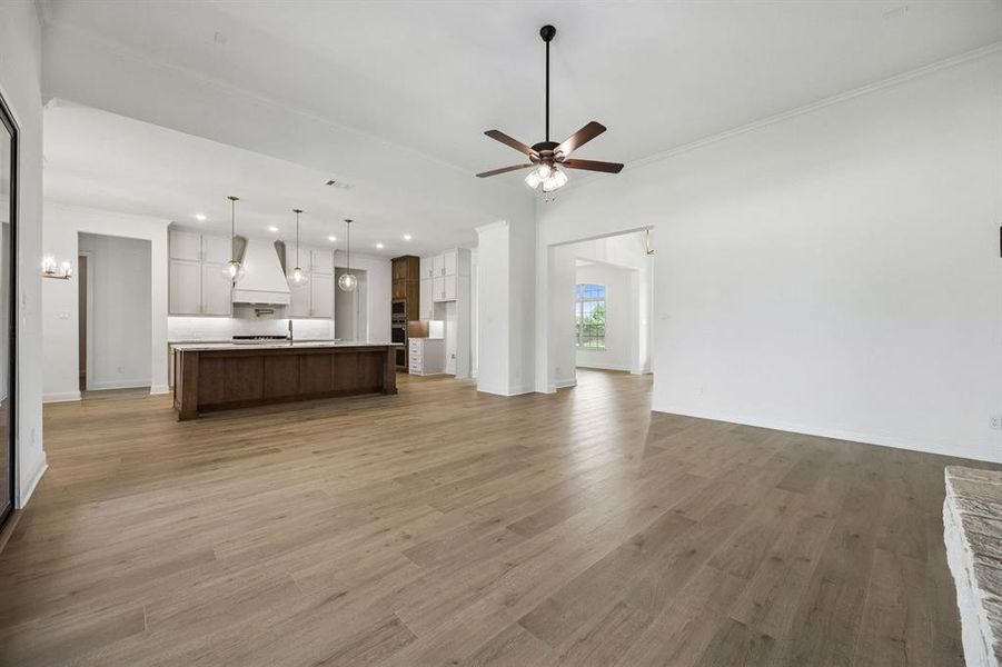 Spacious, unfurnished interior of a new home in Oak Creek Ranch, Midlothian (Image 19). Spacious, unfurnished interior of a new home in Oak Creek Ranch, Midlothian (Image 19).