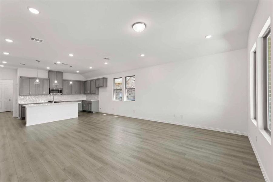 Spacious, unfurnished interior of a new home in Monticello Park, Princeton (Image 24). Spacious, unfurnished interior of a new home in Monticello Park, Princeton (Image 24).