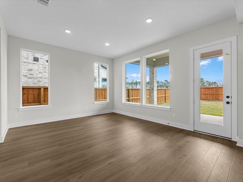 Spacious, unfurnished interior of a new home in Woodson’s Reserve, Spring (Image 19).